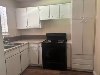 Main picture of 5076 London Ln