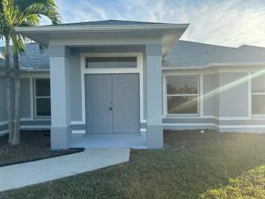 Main picture of 626 SW 31st St