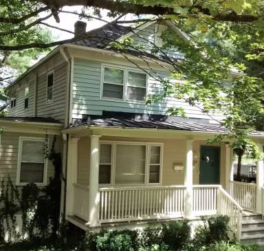 Main picture of 112 Houston St