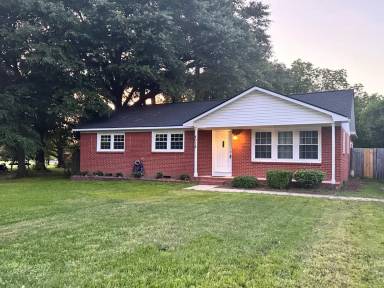 Main picture of 4018 Dellwood Dr