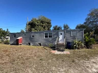 Main picture of 7849 Suncoast Dr