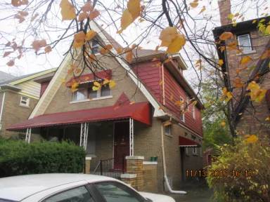 Main picture of 3275 Leslie St