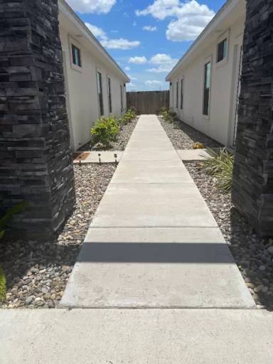 Main picture of 2022 Summerland Ln