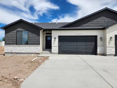 Main picture of 4667 Legacy Village Ln