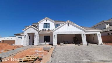 Main picture of 976 E Iron Horse Dr