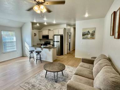 Main picture of 1301 SW New York Ave