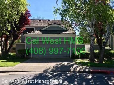 Main picture of 925 Oak Park Dr