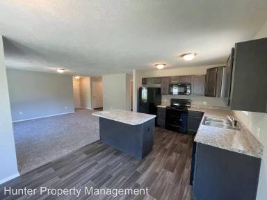 Main picture of 463 Hudson Ave