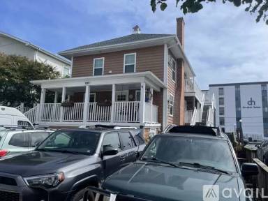 Main picture of 1202 N Baltimore Ave