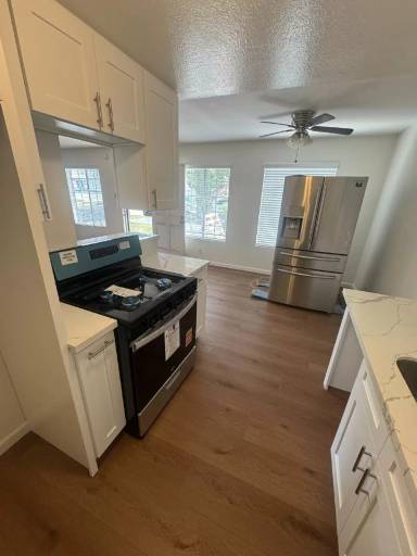 Main picture of 331 Newport Ave