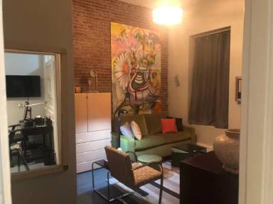 Main picture of 411 Main St