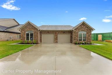Main picture of 543 Cumberland Pointe Ln