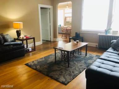 Main picture of 519 E Main St