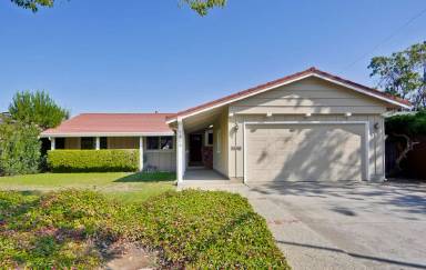 Main picture of 7569 Kirwin Ln