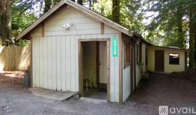 Main picture of 652 Grotzman Rd