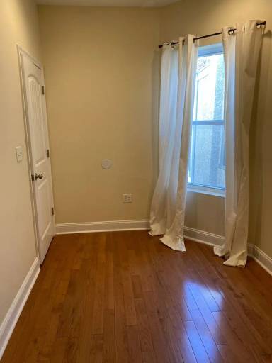 Main picture of 1011 S 50th St