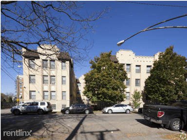 Main picture of 816 E 49th St