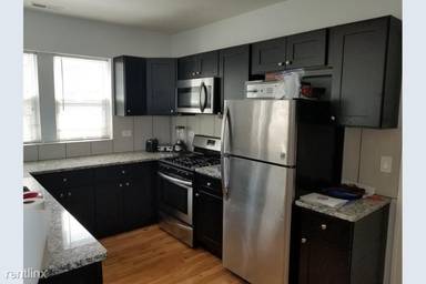 Main picture of 4111 W Lawrence Ave