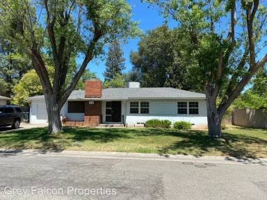 Main picture of 2610 Foothill Dr