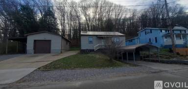 Main picture of 346 Maple St