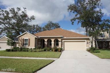 Main picture of Whitmore Oaks