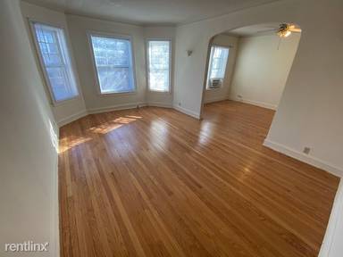 Main picture of 901 Washington St