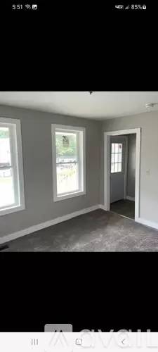 Main picture of 65 Maple St