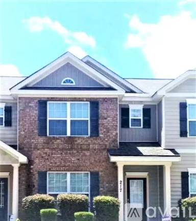 Main picture of 215 Durham Park Way