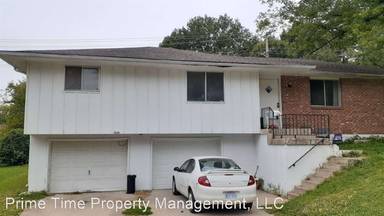 Main picture of 1520 N 63rd Pl