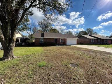 Main picture of 3008 Farmington Rd SW