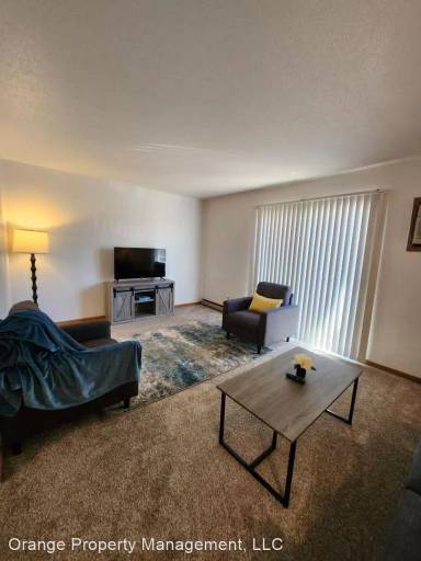 Main picture of 623 7th St NW