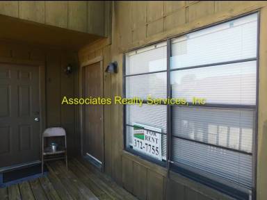 Main picture of 3212 SW 25th Dr