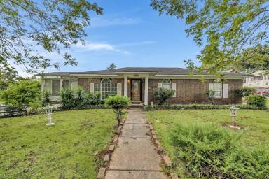 Main picture of 2221 26th Street Ensley