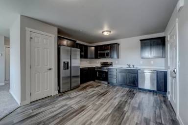 Main picture of 4825 5th St