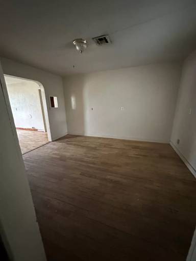 Main picture of 413 S Graham St