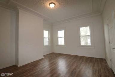 Main picture of 109 Summer Ave