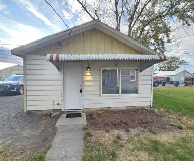 Main picture of 1016 W Gem Ave