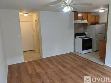 Main picture of 1111 W Hollywood Ave Apartments