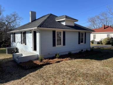 Main picture of 209 Locust St