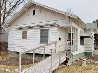 Main picture of 824 11th Ave S