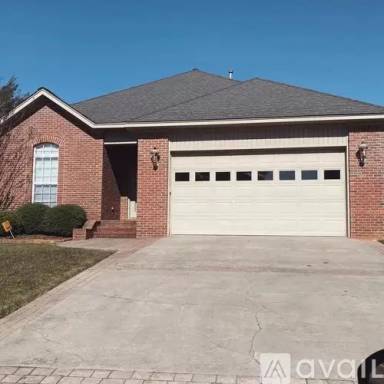 Main picture of 395 N Point Dr