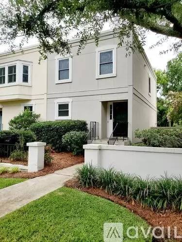 Main picture of 858 Colony Dr