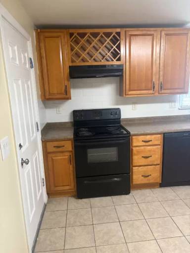 Main picture of 328 Cherry St