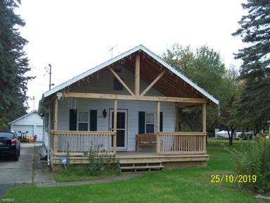 Main picture of 3340 E Carpenter Rd