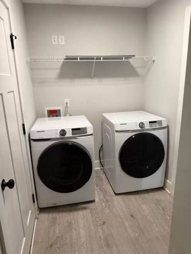 Main picture of 4448 Venice Way