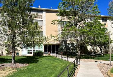 Main picture of 3144 S Wheeling Way