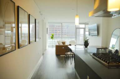 Main picture of Essex Skyline at MacArthur Place Apartments