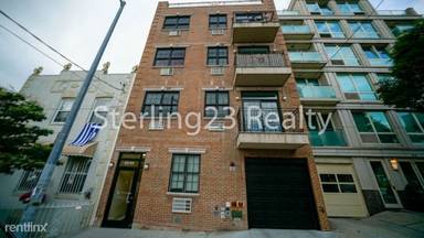 Main picture of 2642 28th St