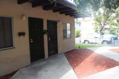 Main picture of 7612 Newlin Ave