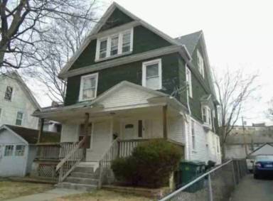Main picture of 14 Kenwood Ave